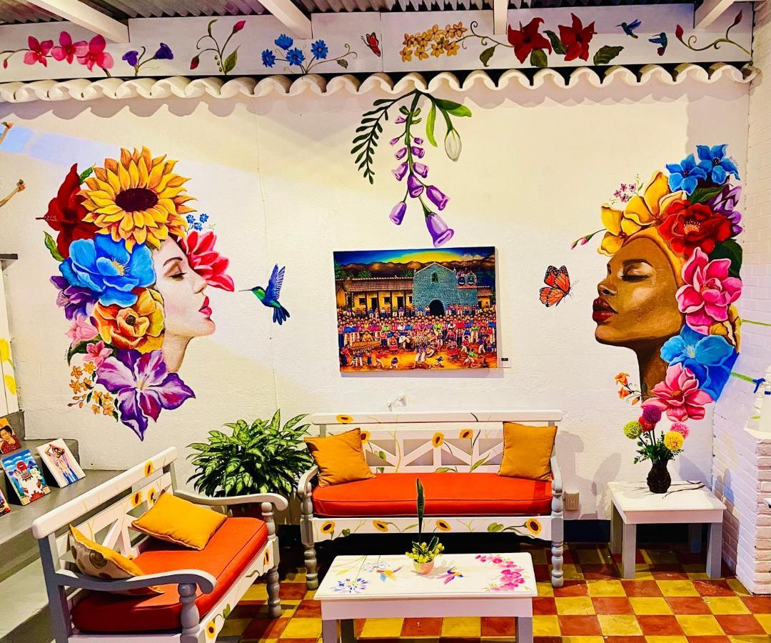 Y Arte By Amazing Guatemala Travel Hotel Antigua